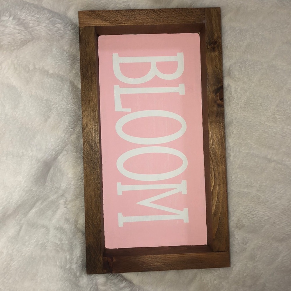 Wooden Decor (Bloom)